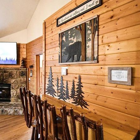 Four Private Suites - Hot Tub - Arcade - Fast Wi-Fi - One Minute To Parkway Fun Пиджен Фордж Екстериор снимка